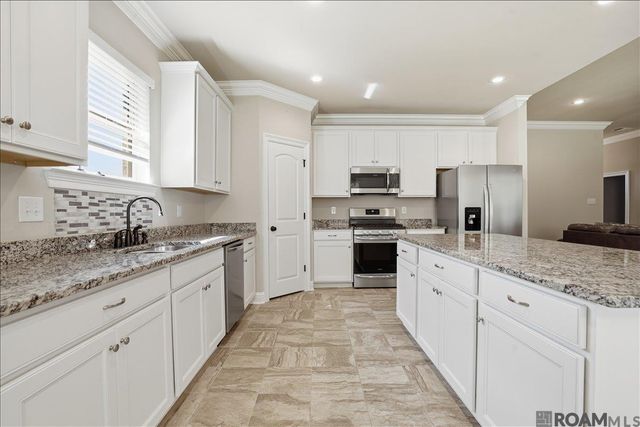 23462 Odette Ave, Denham Springs, LA 70726