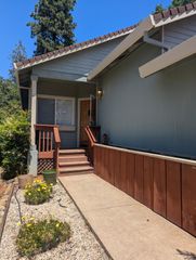 363 Vistamont Dr, Grass Valley, CA 95945