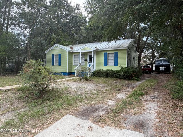 1656 Hollywood Boulevard, Biloxi, MS 39531