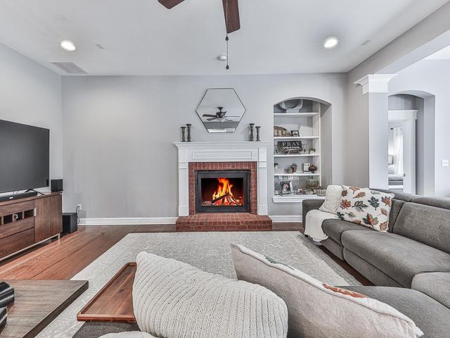 2038 Stone Pointe Drive NW, Kennesaw, GA 30152