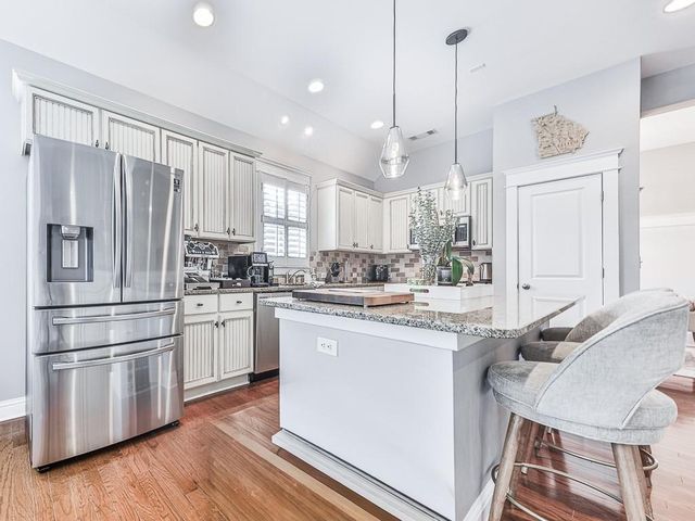2038 Stone Pointe Drive NW, Kennesaw, GA 30152
