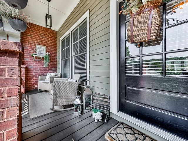 2038 Stone Pointe Drive NW, Kennesaw, GA 30152