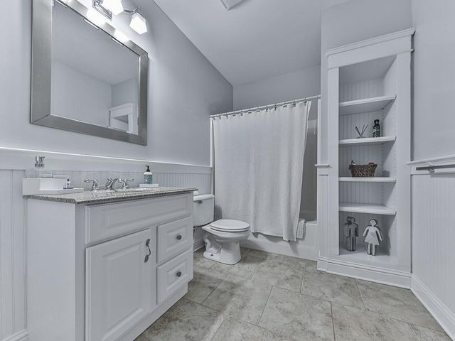 2038 Stone Pointe Drive NW, Kennesaw, GA 30152