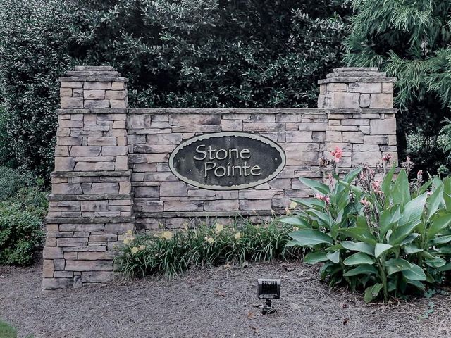2038 Stone Pointe Drive NW, Kennesaw, GA 30152