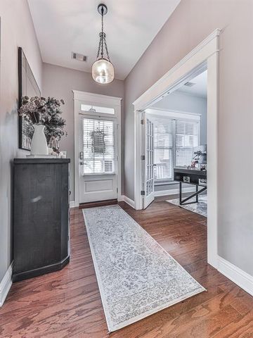 2038 Stone Pointe Drive NW, Kennesaw, GA 30152