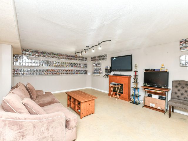 3362 Shore Drive, Greenwood, IN 46143