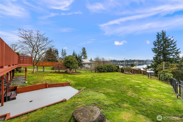 11309 Vernon Road, Lake Stevens, WA 98258