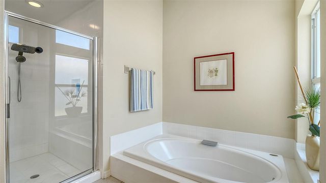 5811 WHITE OAK BAYOU COURT, Bradenton, FL 34203