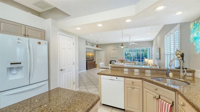 5811 WHITE OAK BAYOU COURT, Bradenton, FL 34203