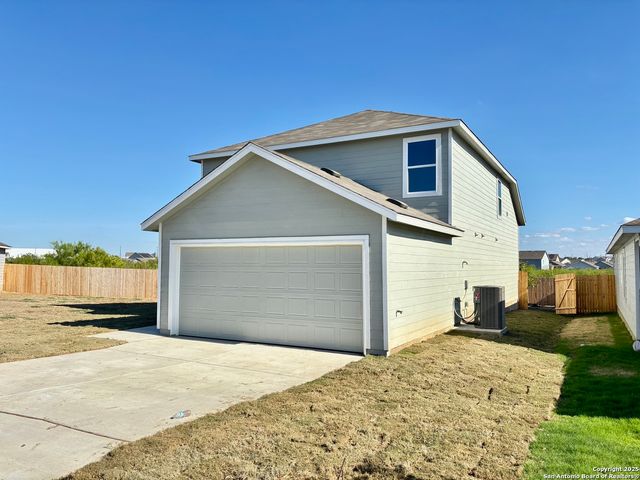 5726 Willow Point, San Antonio, TX 78219