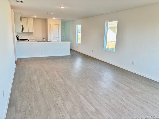 5726 Willow Point, San Antonio, TX 78219
