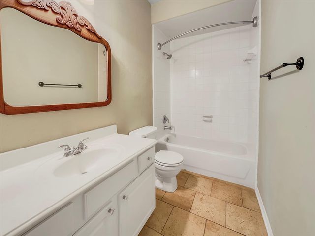 20818 Meadowhill Drive, Spring, TX 77388