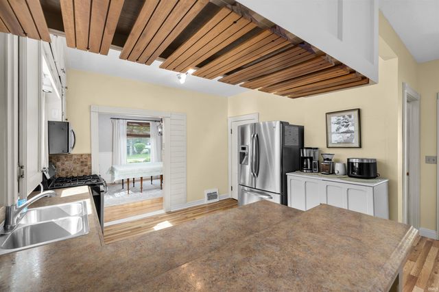 617 E 9th Street, Auburn, IN 46706
