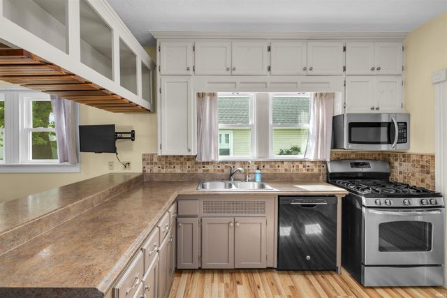 617 E 9th Street, Auburn, IN 46706