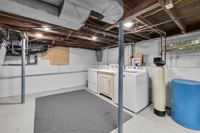 617 E 9th Street, Auburn, IN 46706