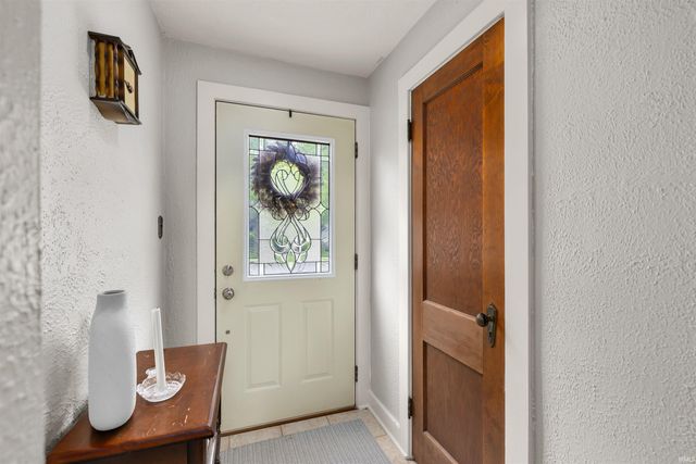 617 E 9th Street, Auburn, IN 46706