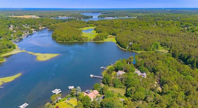 31 Albion Way, South Dennis, MA 02660