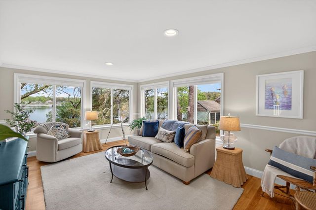 31 Albion Way, South Dennis, MA 02660