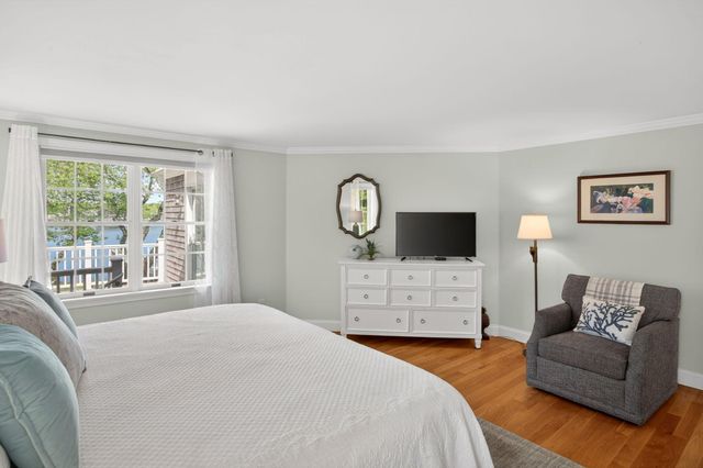 31 Albion Way, South Dennis, MA 02660