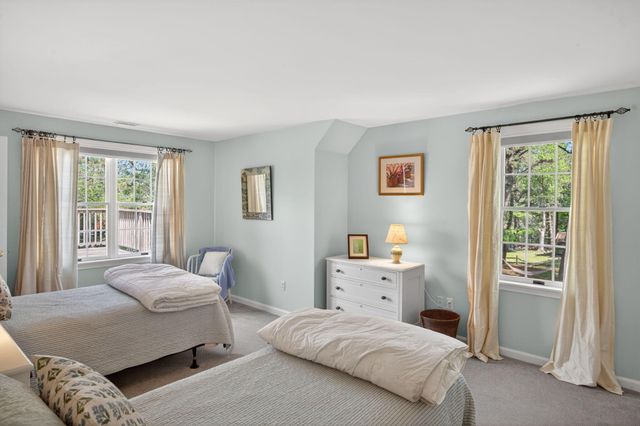 31 Albion Way, South Dennis, MA 02660