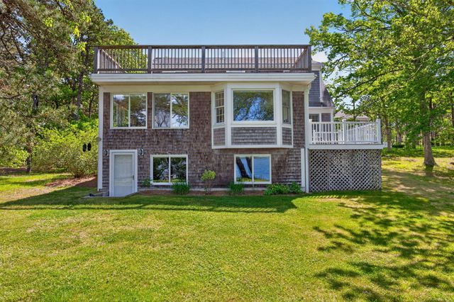 31 Albion Way, South Dennis, MA 02660