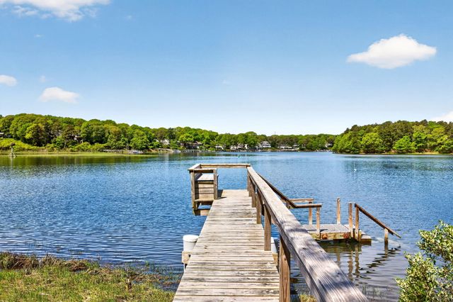 31 Albion Way, South Dennis, MA 02660