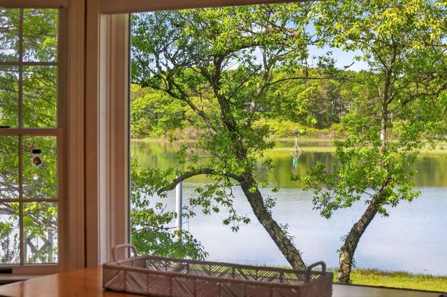 31 Albion Way, South Dennis, MA 02660