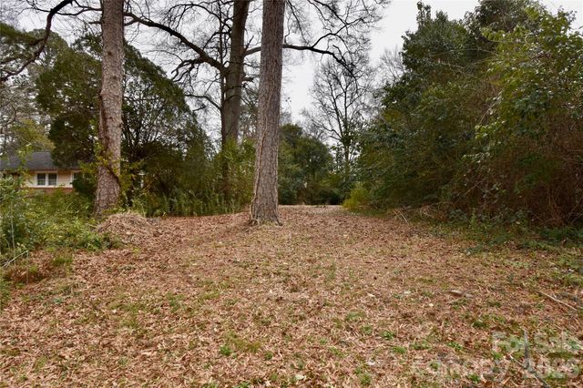 4210 Dinglewood Avenue 15, Charlotte, NC 28205