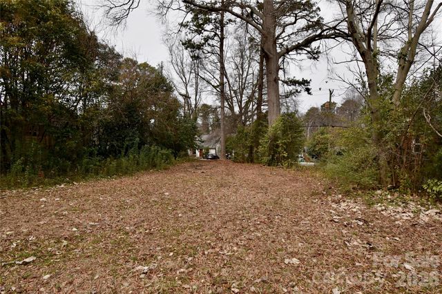 4210 Dinglewood Avenue 15, Charlotte, NC 28205