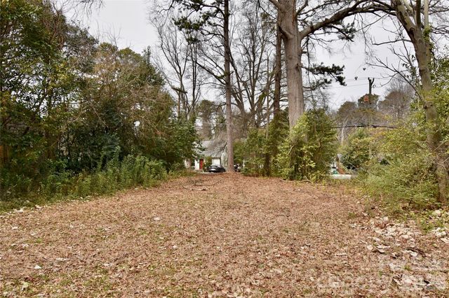 4210 Dinglewood Avenue 15, Charlotte, NC 28205