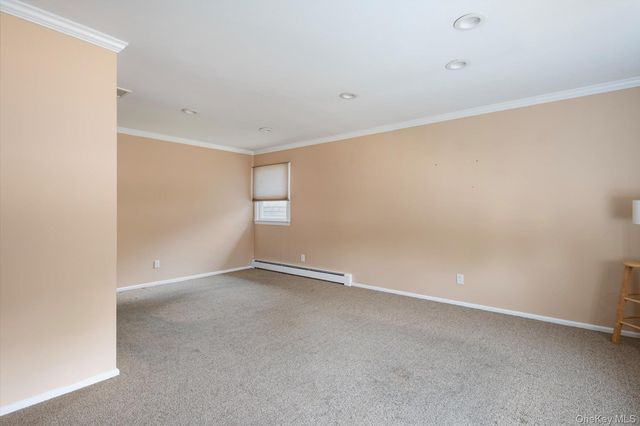 3191 N Jerusalem Road, Levittown, NY 11756