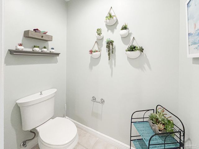 645 Lost Key Dr 503D, Pensacola, FL 32507