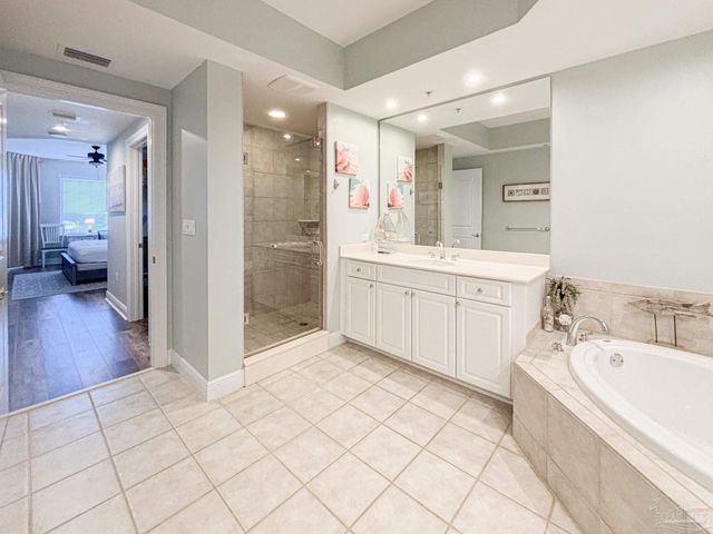 645 Lost Key Dr 503D, Pensacola, FL 32507