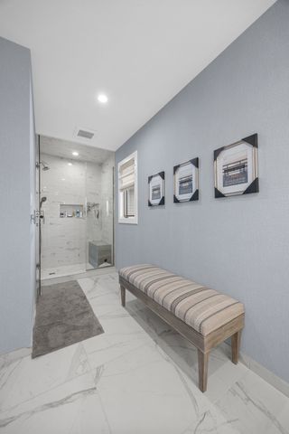 1896 Sunset Drive NE, Solon, IA 52333