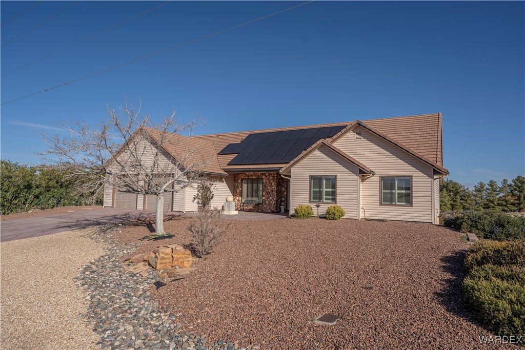 3741 Cheyenne Avenue, Kingman, AZ 86401