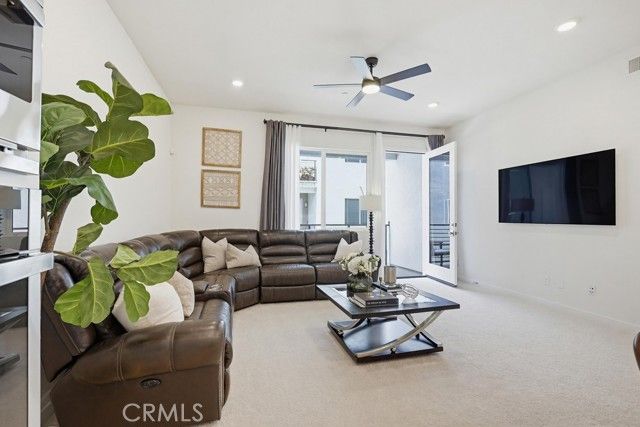 103 Baluster, Irvine, CA 92618