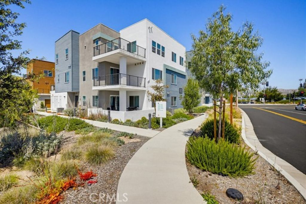 103 Baluster, Irvine, CA 92618