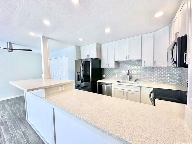 46-070 KONANE Place 3502, Kaneohe, HI 96744