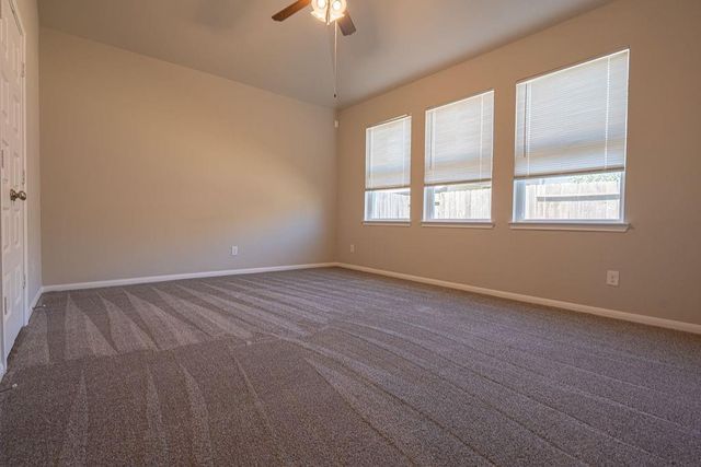 8435 Sunset Horizon Drive, Baytown, TX 77521