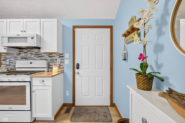 6400 Mallard Drive, Nineveh, IN 46164