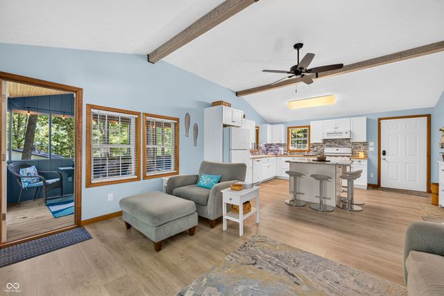 6400 Mallard Drive, Nineveh, IN 46164