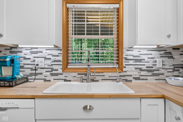 6400 Mallard Drive, Nineveh, IN 46164