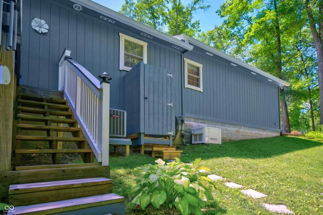 6400 Mallard Drive, Nineveh, IN 46164