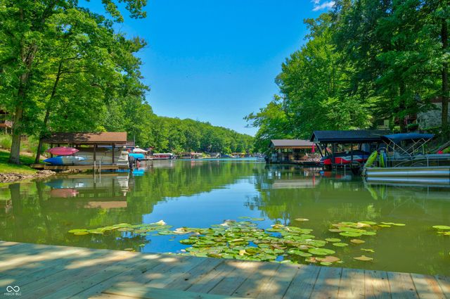 6400 Mallard Drive, Nineveh, IN 46164