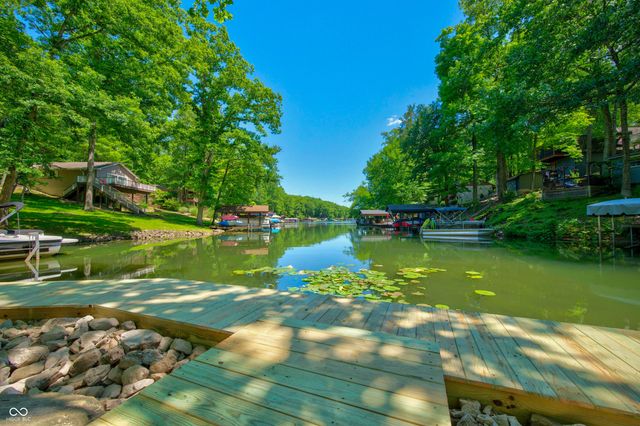 6400 Mallard Drive, Nineveh, IN 46164
