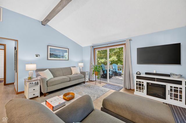 6400 Mallard Drive, Nineveh, IN 46164