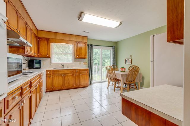 136 Thompson Street, Kingsport, TN 37660