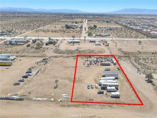 11525 Cactus Road, Phelan, CA 92371