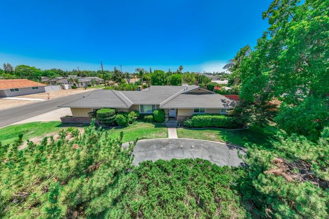 4328 E Rialto Avenue, Fresno, CA 93726
