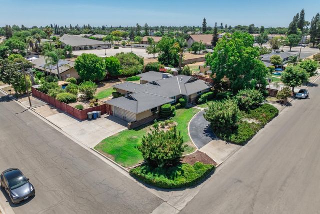 4328 E Rialto Avenue, Fresno, CA 93726